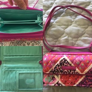 Vera Bradley Crossbody purse. Great shape.